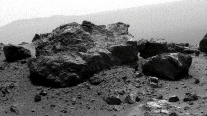 Mars 'Ridout' Rock on Rim of Odyssey Crater